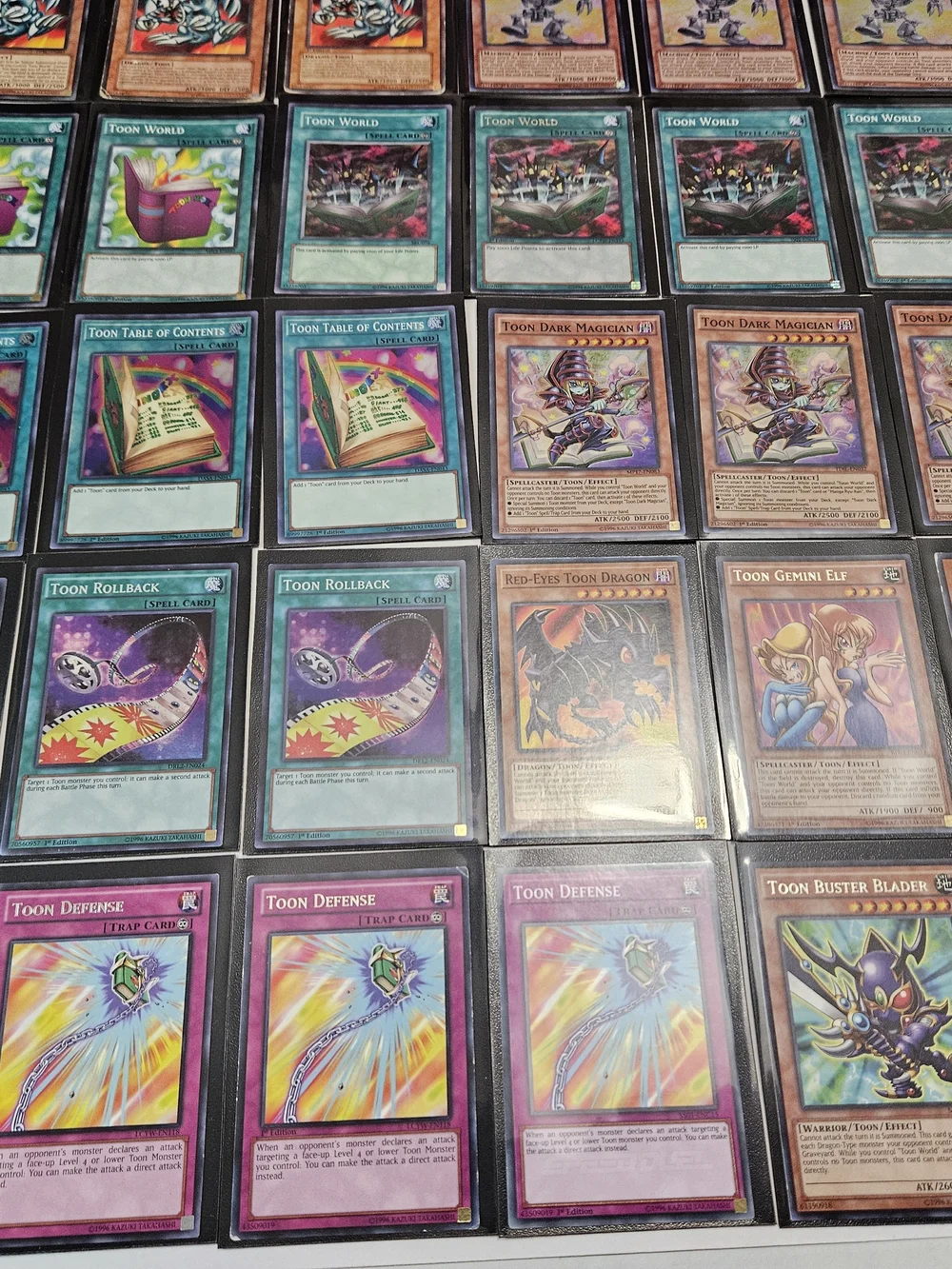 Yu-Gi-Oh! Card Storage Binder - Black Card Sleeve Organizer